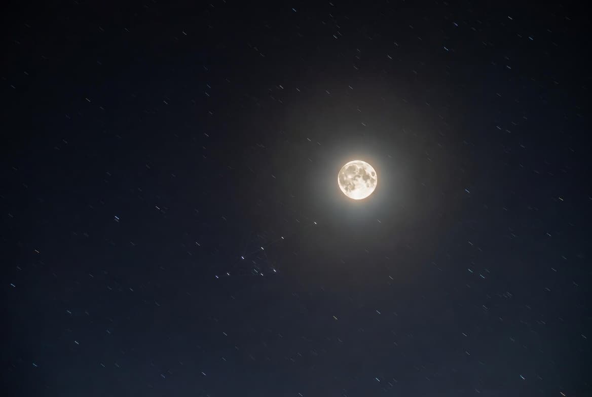 Strawberry Full Moon in Capricorn June 2026: Structure, Achievement & Harvest Rituals with MystiCodex
