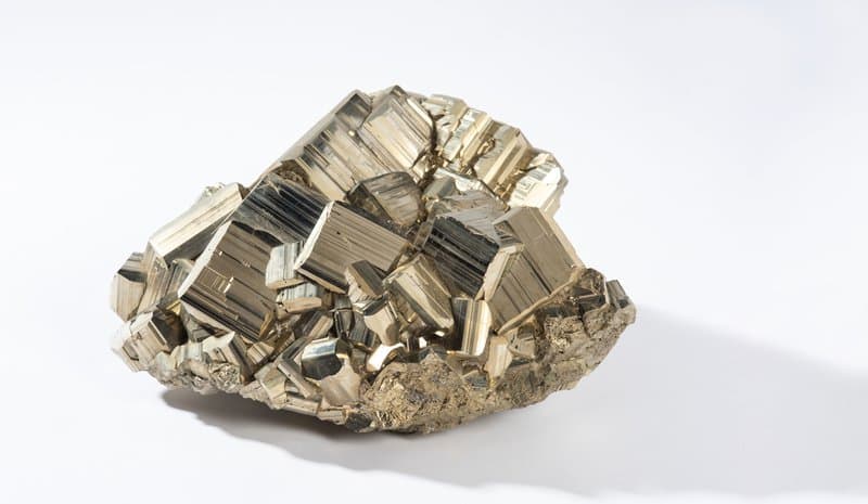 Pyrite — Crystals illustration
