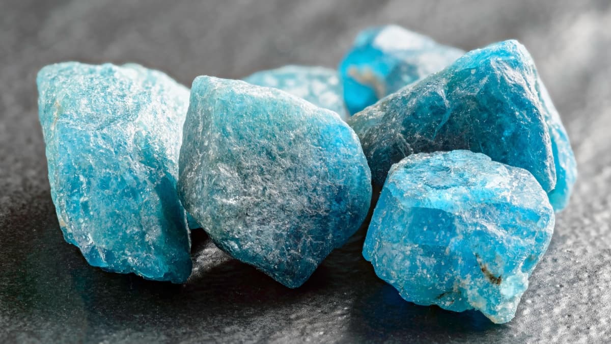 Apatite — Crystals illustration