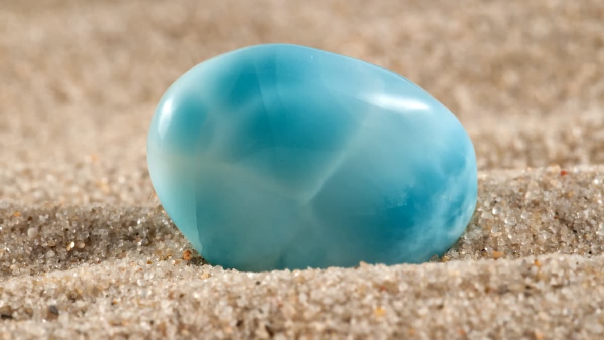 Larimar — Crystals illustration