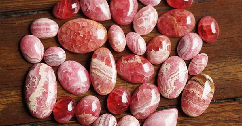 Rhodochrosite — Crystals illustration