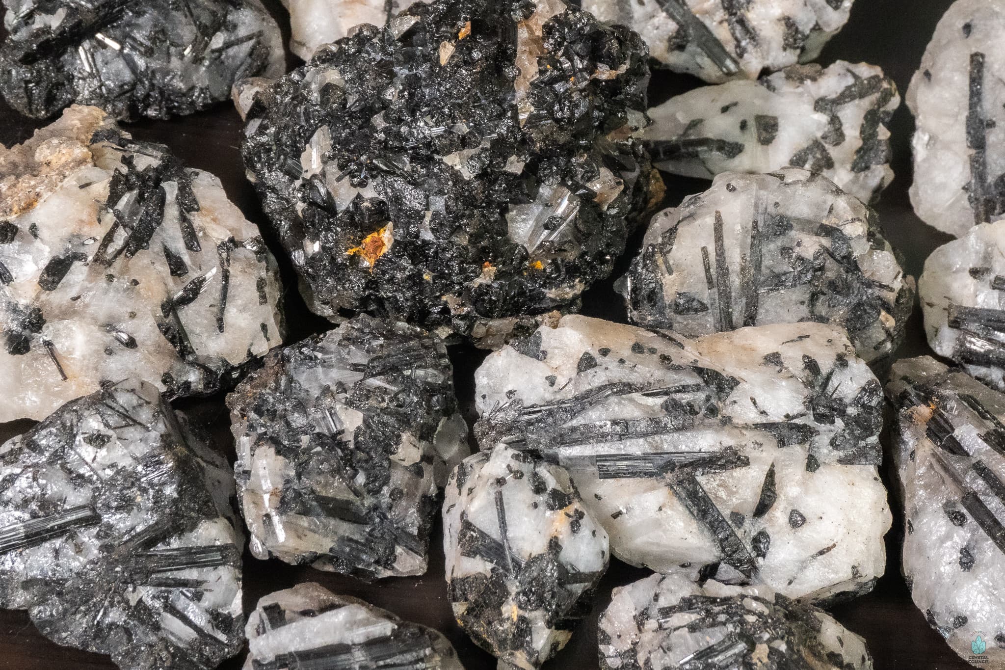 Tourmalinated Quartz — Crystals illustration