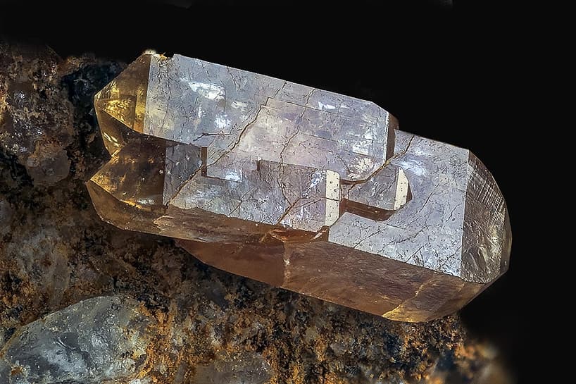 Xenotime — Crystals illustration